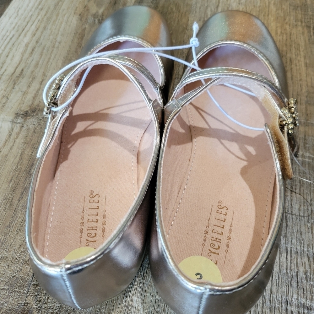 Seychelles Metallic Gold Kids Shoes by - Picture 5 of 8